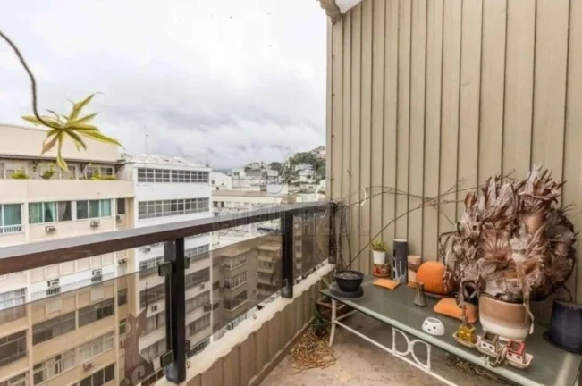 Imagem Copacabana – Rua Bulhőes de Carvalho | Residencial › Apartamento 3 quarto(s) à Venda