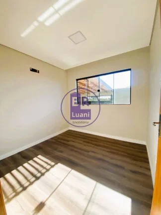 Imagem Linda casa nova a venda!