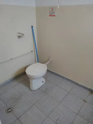 Imagem Salão comercial para alugar no bairro Parque Jaçatuba - Santo André/SP