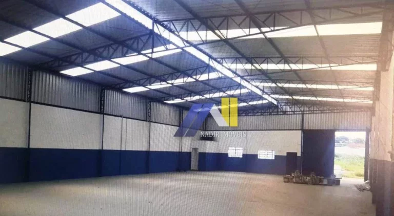 Imagem Galpão à Venda, 490 m² em Jardim Jatoba - Pouso Alegre