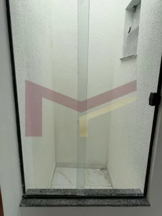 Imagem Casa 2/4 na Conceicao