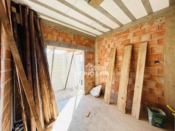 Imagem Casa à venda em São Joaquim de Bicas, no Bairro Marques Industrial