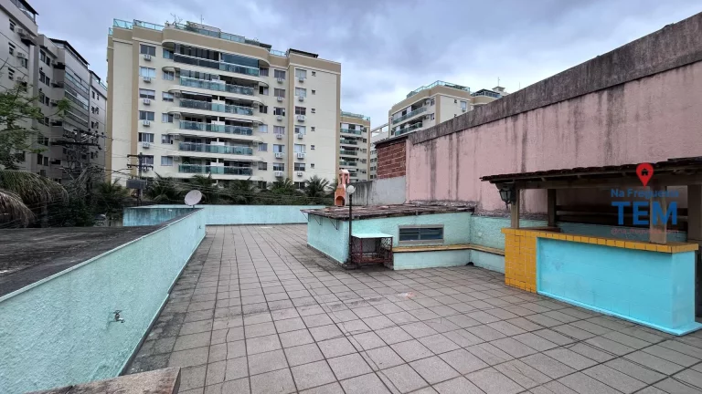 Imagem Casa Comercial na Freguesia