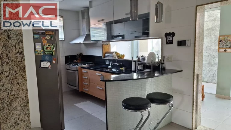 Imagem Casa de alto padrão duplex de 204 m² / 3 quartos - VENDA - Meier - RJ