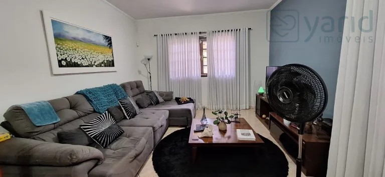 Imagem Casa à venda em Jundiaí-SP, Jardim Ermida II: 3 quartos, 3 suítes, 1 sala, 2 vagas de garagem, 190m².
