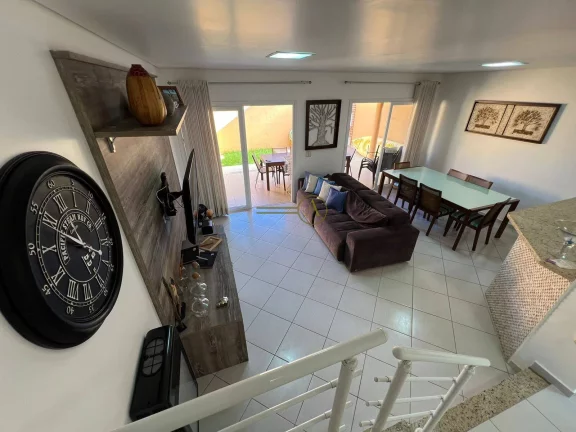 Imagem Tríplex alto padrão à venda condomínio fechado frente mar porteira fechada