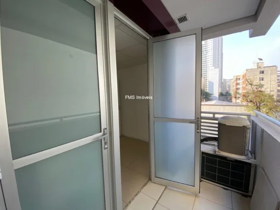 Imagem Sala Comercial para Locação em Cerqueira César, São Paulo-SP: 1 sala, 1 banheiro, 1 vaga de garagem, 40m² de área.
