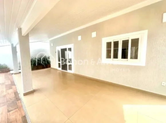 Imagem Casa à venda com 4 suítes, 392 m² no San Conrado