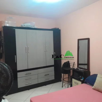 Imagem Casa para Venda em Limeira, Parque Pompeu, 3 dormitórios, 2 banheiros, 3 vagas