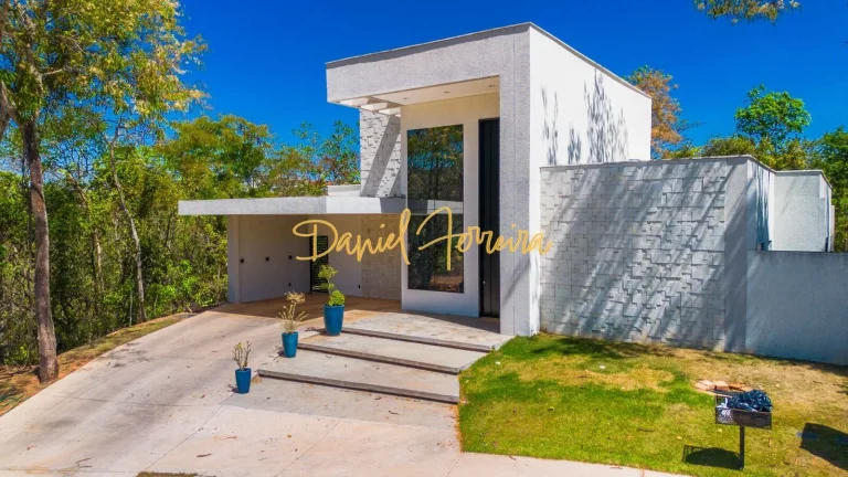 Casa à venda no Condomínio Quatro Estações - Setor Habitacional Jardim Botânico - Brasília/DF