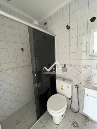 Imagem Apartamento com 2 quartos um deles suite, vaga demarcada de frente com vista livre e duas sacadas à venda, 76 m² por R$ 350.000 - Estuário - Santos/SP