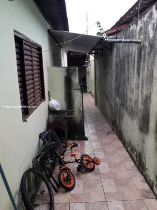 Imagem Casa para Venda em Limeira, ANAVEC, 2 dormitórios, 2 banheiros, 2 vagas