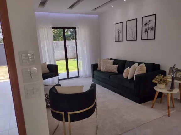 Imagem Vendo esta linda casa em Cachoeiras de Macacu rj.