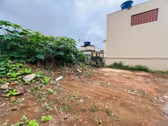 Imagem Ótimo lote à venda no bairro São José – 674m2 em excelente localização!