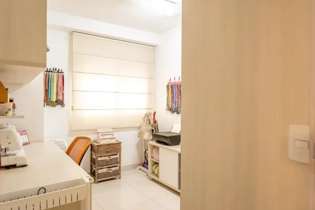 Imagem Apartamento 61M², 2Q, 1 Suíte, 2 Banheiros, 1 Vaga, Varanda Gourmet, Academia, Piscina, Churrascaria, Salão de Festas e Jogos, Playground, Depósito.