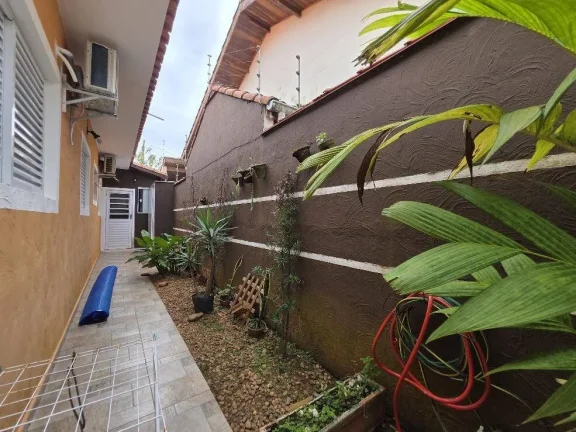 Imagem Casa linda no charmoso bairro Stella Maris em Peruíbe venha conhecer!