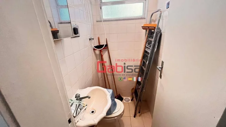 Imagem Apartamento com 3 dormitórios à venda, 110 m² por R$ 650.000,00 - Centro - Cabo Frio/RJ