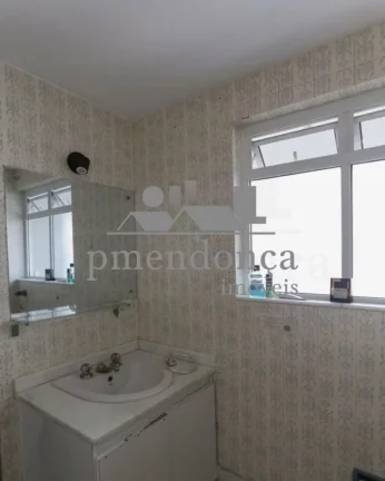 Imagem Apartamento com living para 02 ambientes com piso laminado, 02 dormitórios, banheiro, dependência ...