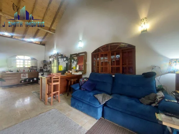 Imagem CASA ESTILO CAMPESTRE, COM ÓTIMOS ESPAÇOS. TERRENO 1.800m². REGIÃO NOBRE