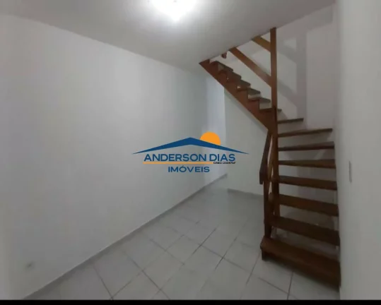Imagem Sobrado com 2 dormitórios à venda, 98 m² por R$ 275.000 - Pontal de Santa Marina - Caraguatatuba/SP