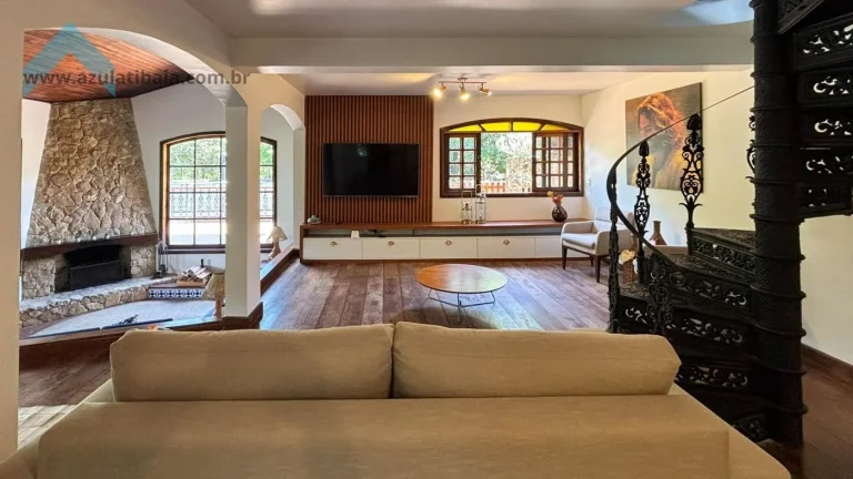 Imagem Casa estilo Chácara no Clube da Montanha  Atibaia