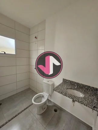 Imagem Em busca de um lar completo e cheio de comodidades? Essa casa de condomínio em Petrópolis, Várzea...