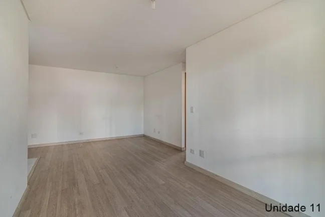 Imagem Cobertura Duplex para Venda em Curitiba, Cristo Rei, 3 dormitórios, 1 suíte, 3 banheiros, 2 vagas