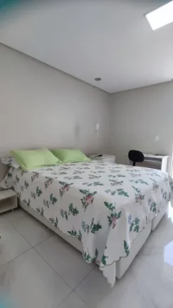 Imagem Casa para venda no Horto Florestal com piscina privativa - Sim