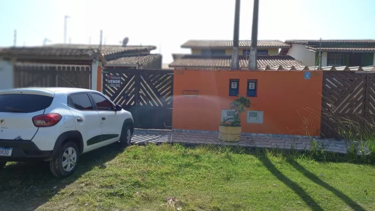 Imagem Casa para Venda em Itanhaém, Tupy, 2 dormitórios, 1 suíte, 2 banheiros, 2 vagas