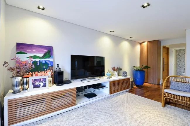 Imagem Apartamento a venda com 3 suítes e 2 vagas na Avenida Eucaliptos - Moema