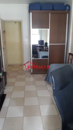 Imagem 2 dormitórios dependencia empregada 1 vaga Campo Grande