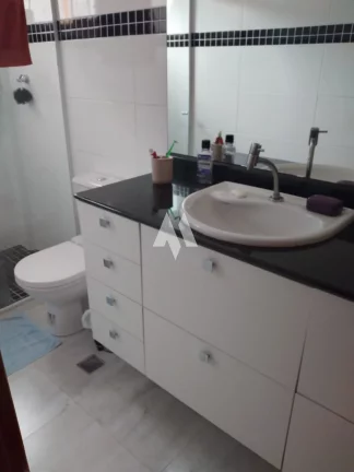 Imagem Casa à venda no bairro Embaré - Santos/SP