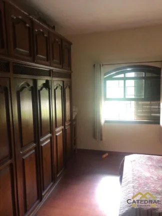 Imagem Chácara à Venda em Cabreúva-SP com 3 dormitórios, piscina e ampla área verde