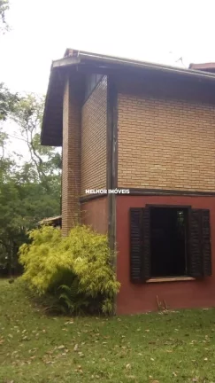 Imagem Casa á venda na Praia do Estaleiro em Balneário Camboriú