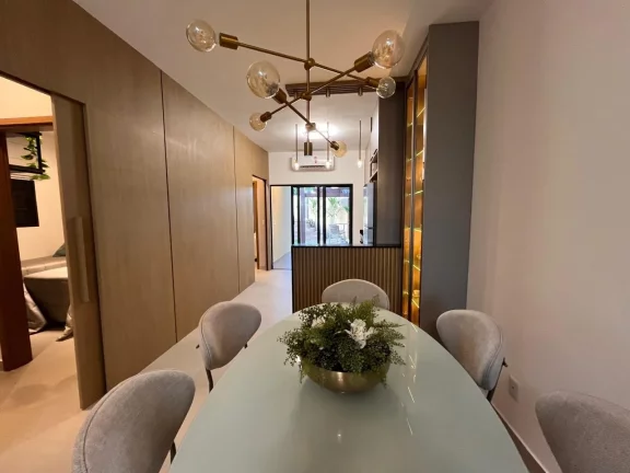 Imagem Casa em Condomínio para Venda em Cuiabá / MT no bairro Jardim Imperial