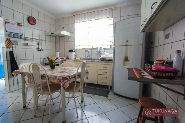 Imagem Sobrado com 4 dormitórios à venda, 260 m² por R$ 750.000,00 - Jardim Santa Mena - Guarulhos/SP