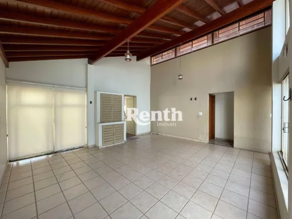 Imagem Casa com 4 dormitórios, por R$ 820.000 - Vila Aparecida - Rio Claro/SP