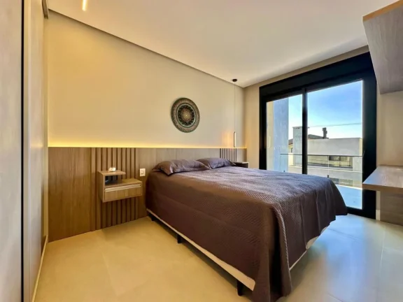 Imagem Casa em Condominio 4 Dormitórios - Bairro xangri-la