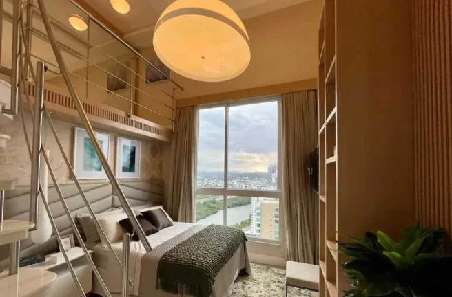 Imagem Cobertura Triplex frente mar com 7 suítes e 6 vagas de garagem em Balneário Camboriú