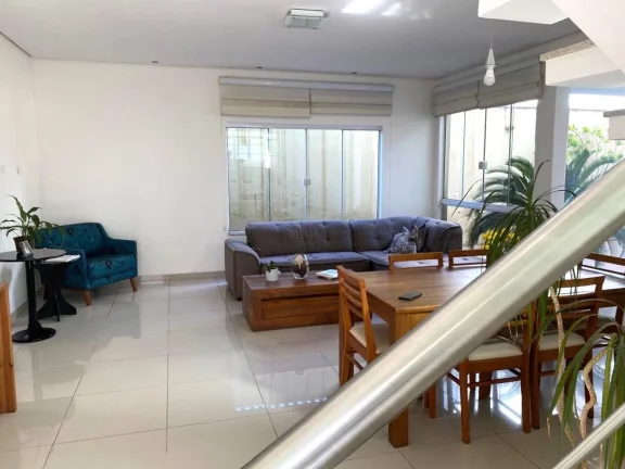 Imagem Lindo sobrado à venda no bairro Guaricana em Iguape - litoral
