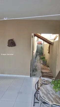 Imagem Casa para Venda em Parnamirim, Nova Parnamirim, 3 dormitórios, 3 suítes, 4 banheiros, 3 vagas