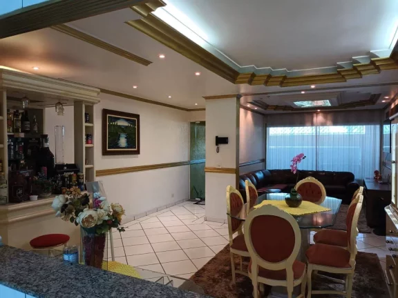 Imagem Sobrado com 4 dormitórios à venda, 299 m² por R$ 795.000,00 - Baeta Neves - São Bernardo do Campo/SP