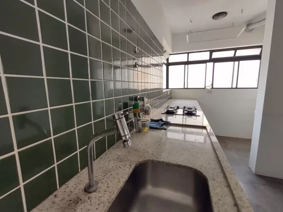Imagem Apartamento reformado e pronto para morar em Perdizes com 01 vaga de garagem em um condomínio com portaria 24hs