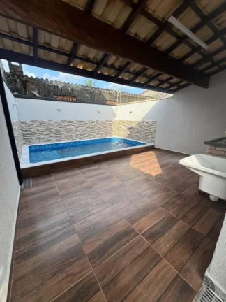 Imagem Casa para Venda em Itanhaém, Tupy, 2 dormitórios, 1 suíte, 2 banheiros, 2 vagas