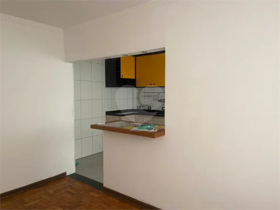 Imagem Apartamento para alugar com 2 quartos no condomínio Lulo Sorkis Buzoniara, São Paulo - SP