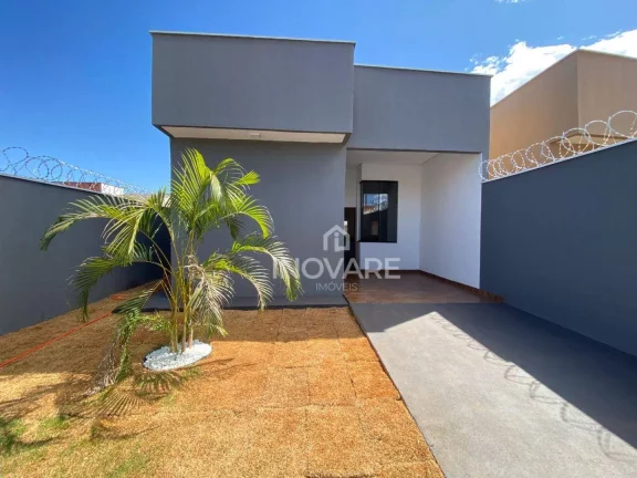 Imagem Casa com 2 dormitórios à venda, 80 m² por R$ 330.000,00 - Alto do Trindade - Itumbiara/GO
