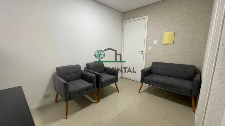 Sala Comercial à Venda, 41 m² em Lageadinho - Cotia