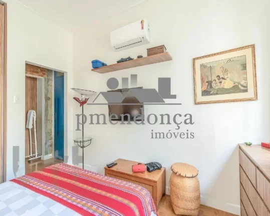 Imagem Apartamento de 115m² reformado, com sala ampla e moderna, em frente ao Shopping Higienópolis.