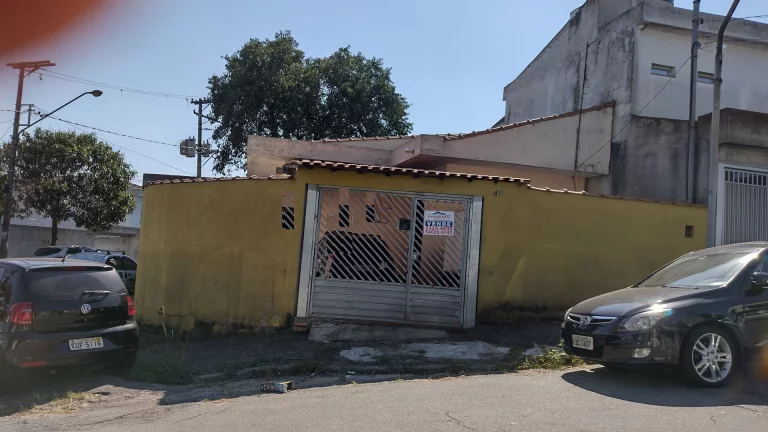 Imagem CASA TERREA DE ESQUINA NO PARQUE ERASMO OU RENDA EXTRA