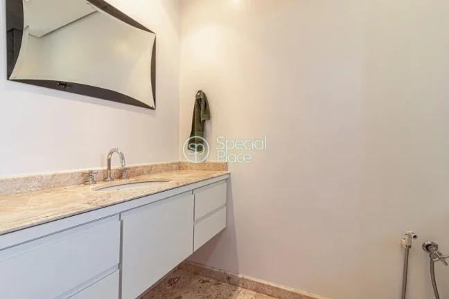 Imagem Excelente apto no ParaÃ­so, um por andar, living bastante amplo com varanda enorme e uma vista lindÃ...